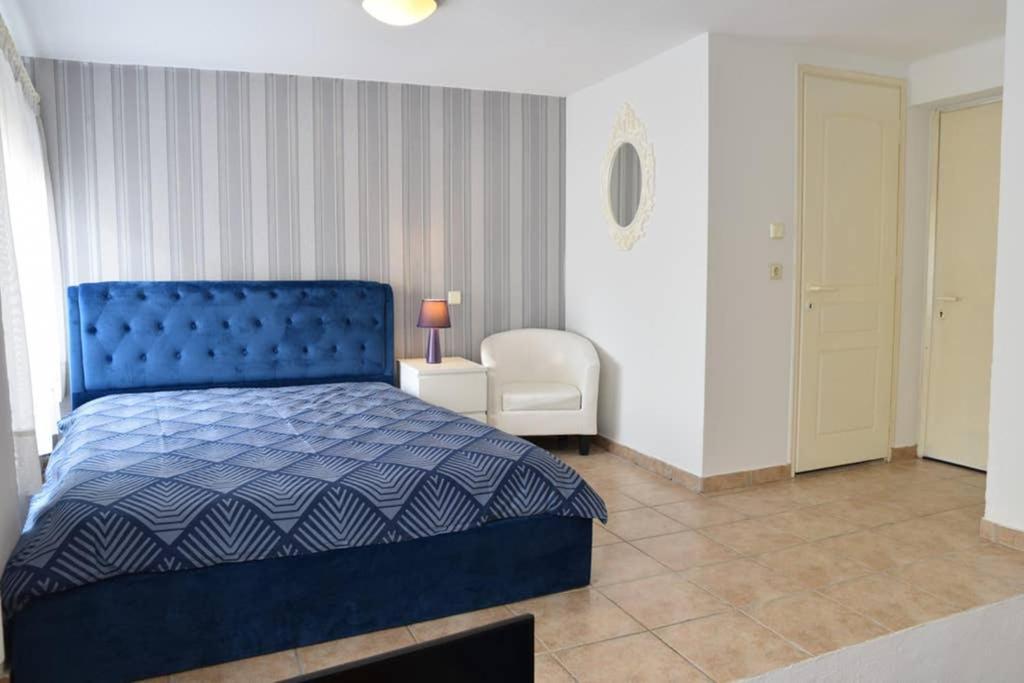 A Modern Bright Studio In The Center Of Kastoria Exterior foto